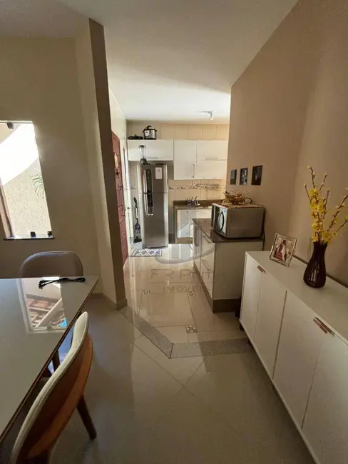 Foto 2 de Casa com 2 quartos à venda, 153m2 em Cantão, Barra Do Pirai - RJ