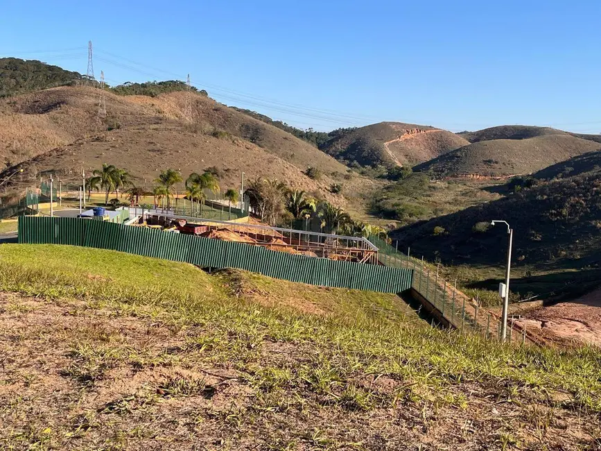 Foto 1 de Terreno / Lote à venda, 640m2 em Volta Redonda - RJ