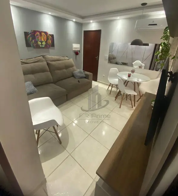 Foto 2 de Apartamento com 2 quartos à venda, 45m2 em Volta Redonda - RJ