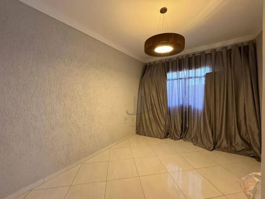 Casa com 3 quartos à venda, 166m2 em Belmonte, Volta Redonda - RJ - imagem 9 Foto 9 de Casa com 3 quartos à venda, 166m2 em Belmonte, Volta Redonda - RJ