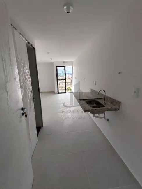 Apartamento com 1 quarto à venda, 22m2 em Monte Castelo, Volta Redonda - RJ - imagem 2 Foto 2 de Apartamento com 1 quarto à venda, 22m2 em Monte Castelo, Volta Redonda - RJ