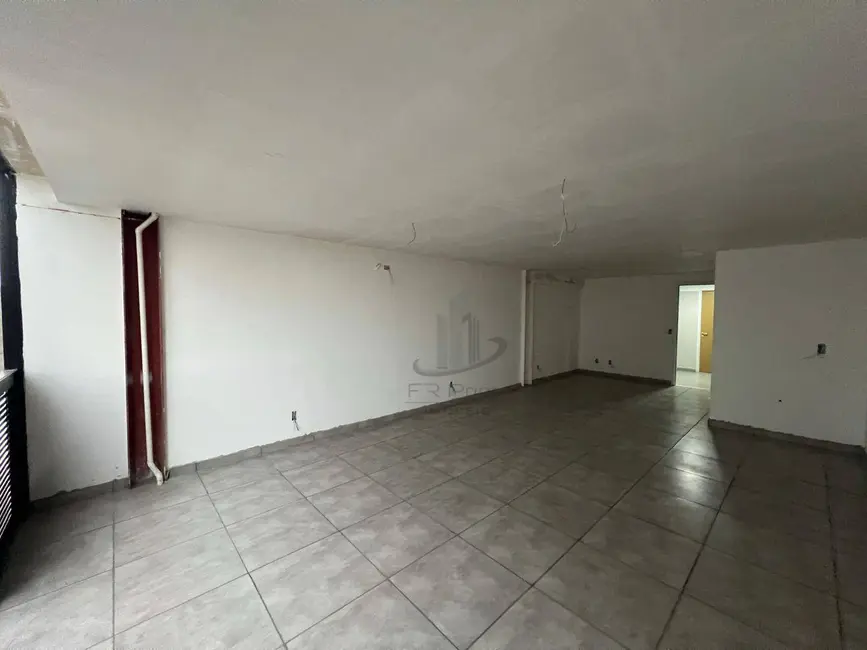 Sala Comercial à venda, 42m2 em Aterrado, Volta Redonda - RJ - imagem 3 Foto 3 de Sala Comercial à venda, 42m2 em Aterrado, Volta Redonda - RJ