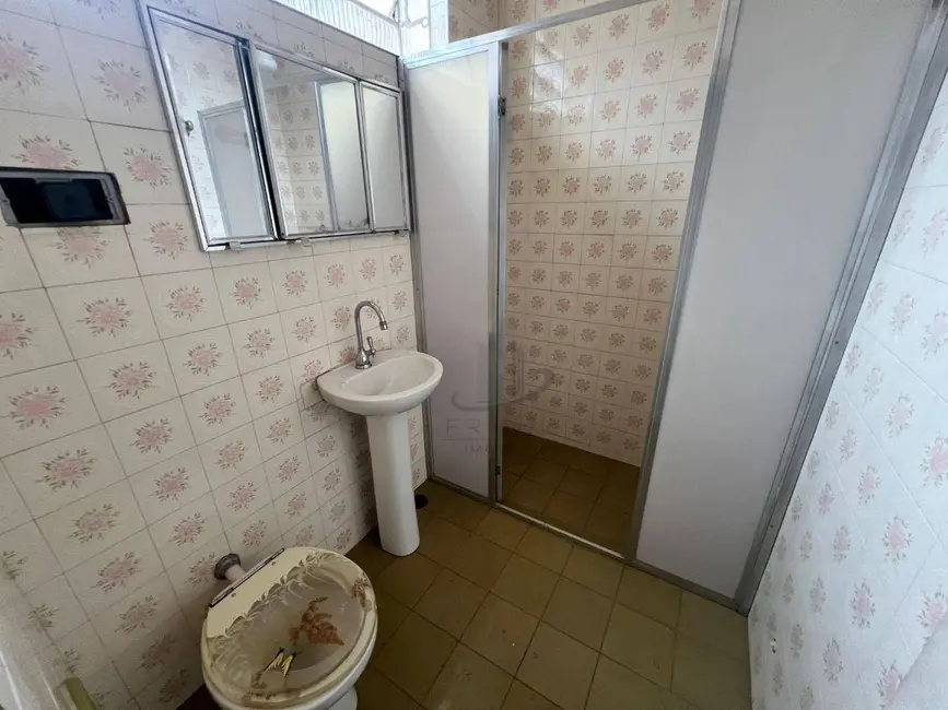 Foto 6 de Casa de Condomínio com 2 quartos para alugar, 280m2 em Vila Santa Cecília, Volta Redonda - RJ