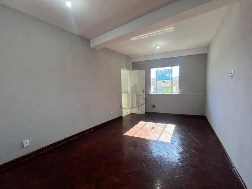 Casa de Condomínio com 2 quartos à venda, 161m2 em Niterói, Volta Redonda - RJ - imagem 1 Foto 1 de Casa de Condomínio com 2 quartos à venda, 161m2 em Niterói, Volta Redonda - RJ