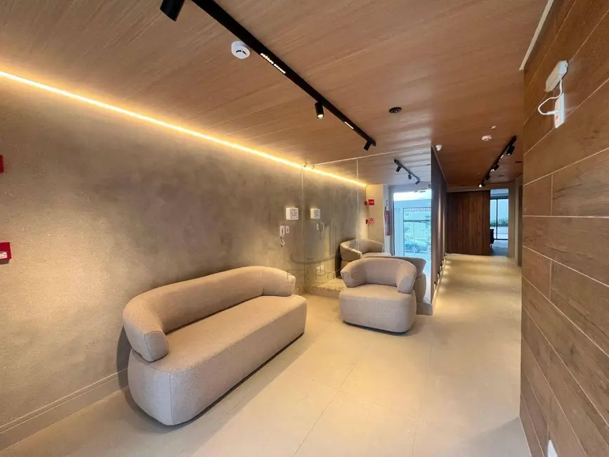 Foto 4 de Apartamento com 1 quarto para alugar, 22m2 em Jardim Amália, Volta Redonda - RJ