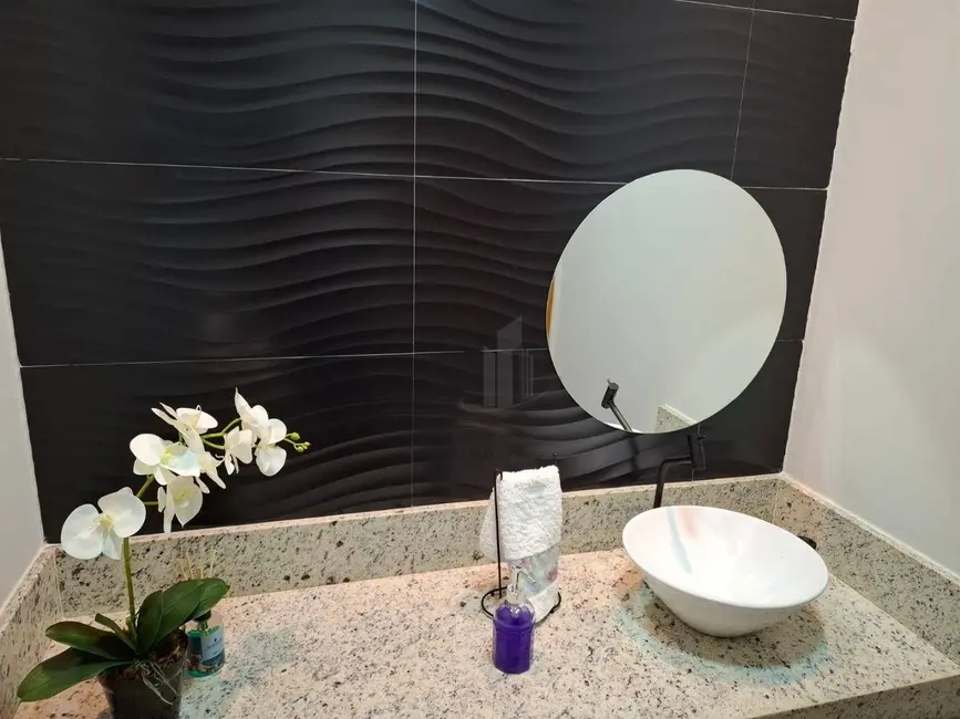 Casa com 3 quartos à venda, 150m2 em Jardim Normandia, Volta Redonda - RJ - imagem 6 Foto 6 de Casa com 3 quartos à venda, 150m2 em Jardim Normandia, Volta Redonda - RJ