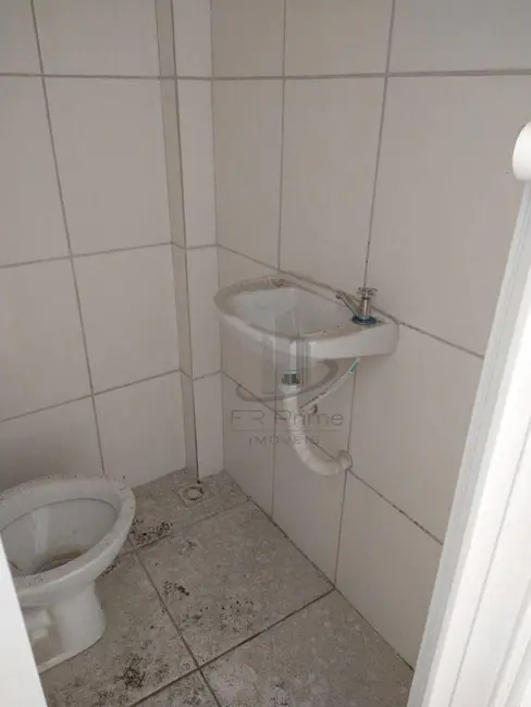 Foto 4 de Loja à venda, 30m2 em Aterrado, Volta Redonda - RJ