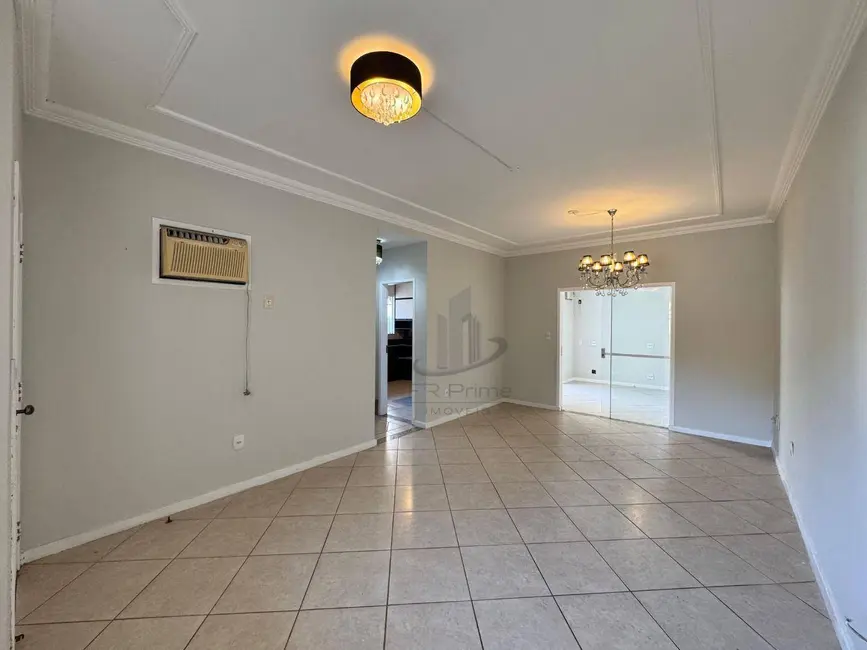 Foto 2 de Casa com 3 quartos à venda, 175m2 em Jardim Belvedere, Volta Redonda - RJ