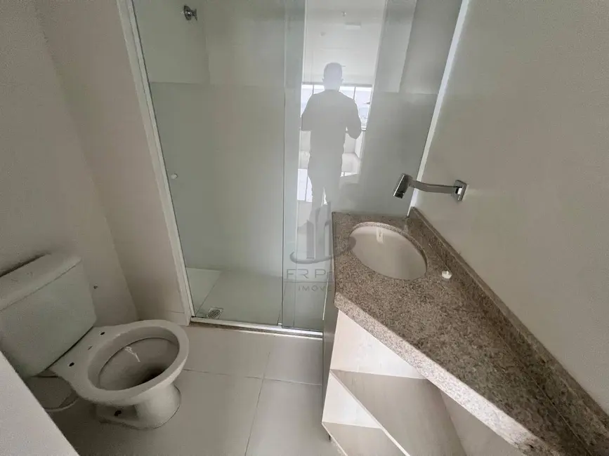 Foto 4 de Apartamento com 1 quarto para alugar, 25m2 em Jardim Amália, Volta Redonda - RJ