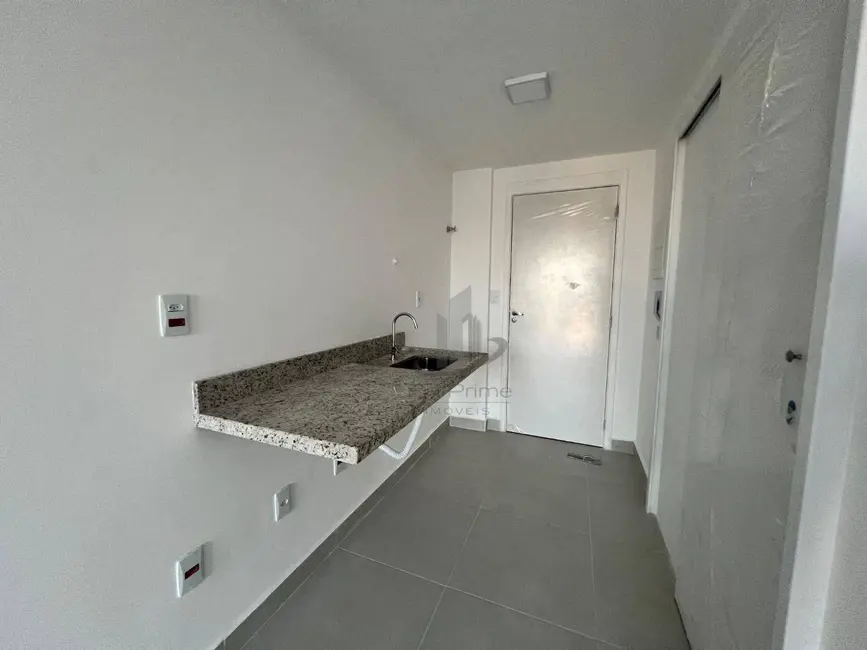 Foto 2 de Apartamento com 1 quarto para alugar, 25m2 em Monte Castelo, Volta Redonda - RJ