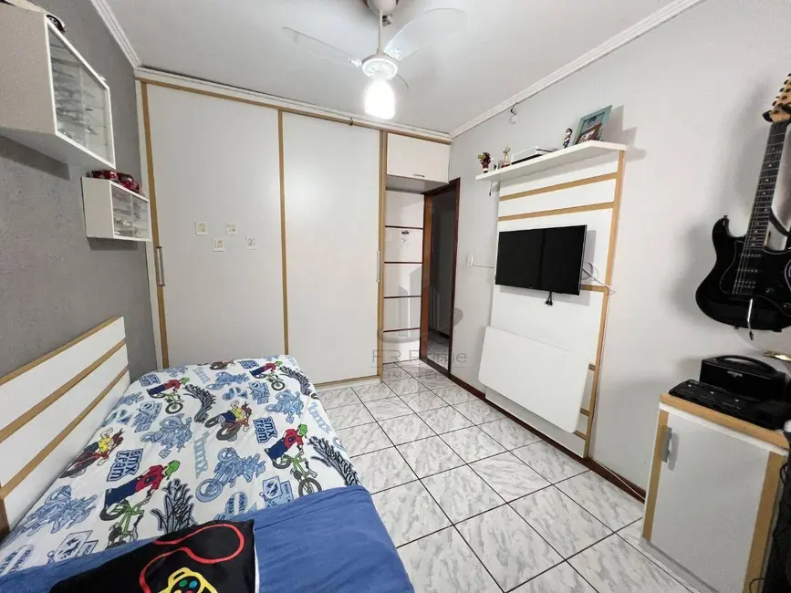 Casa de Condomínio com 2 quartos à venda, 158m2 em Jardim Vila Rica - Tiradentes, Volta Redonda - RJ - imagem 5 Foto 5 de Casa de Condomínio com 2 quartos à venda, 158m2 em Jardim Vila Rica - Tiradentes, Volta Redonda - RJ