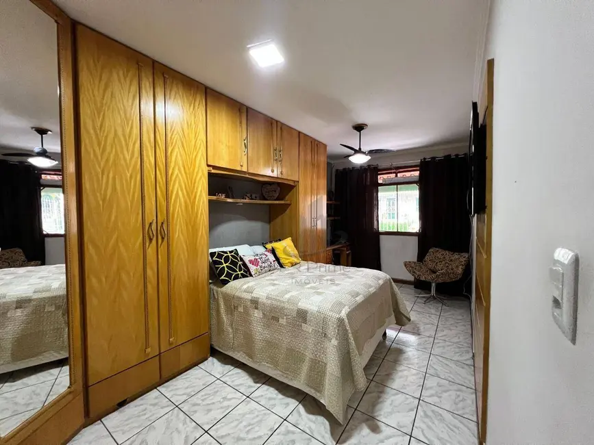 Casa de Condomínio com 2 quartos à venda, 158m2 em Jardim Vila Rica - Tiradentes, Volta Redonda - RJ - imagem 7 Foto 7 de Casa de Condomínio com 2 quartos à venda, 158m2 em Jardim Vila Rica - Tiradentes, Volta Redonda - RJ