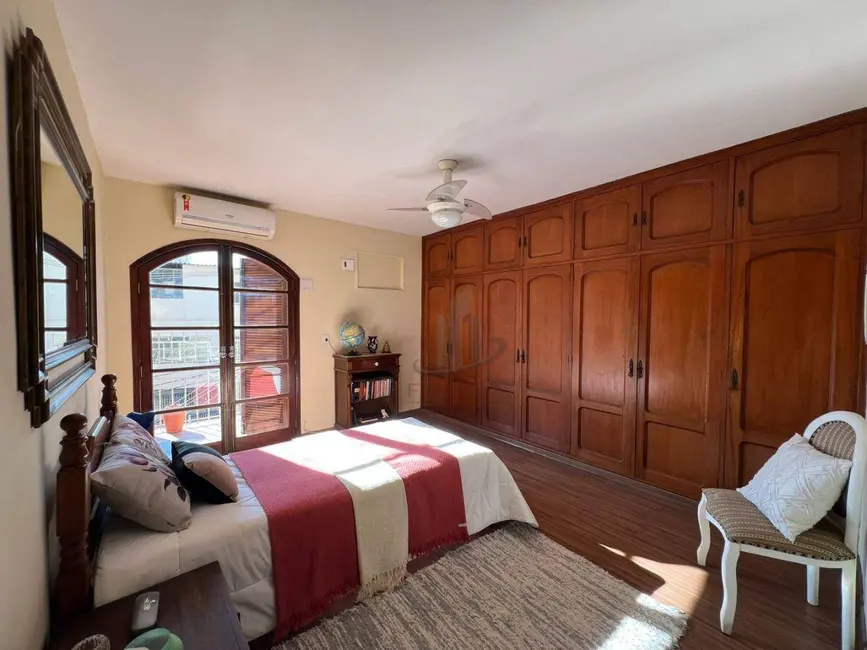 Apartamento com 3 quartos à venda, 177m2 em Jardim Normandia, Volta Redonda - RJ - imagem 6 Foto 6 de Apartamento com 3 quartos à venda, 177m2 em Jardim Normandia, Volta Redonda - RJ