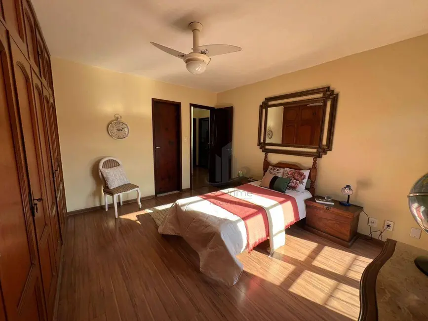 Apartamento com 3 quartos à venda, 177m2 em Jardim Normandia, Volta Redonda - RJ - imagem 7 Foto 7 de Apartamento com 3 quartos à venda, 177m2 em Jardim Normandia, Volta Redonda - RJ