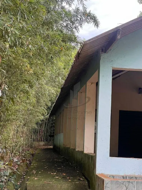 Terreno / Lote à venda, 13600m2 em Roma, Volta Redonda - RJ - imagem 5 Foto 5 de Terreno / Lote à venda, 13600m2 em Roma, Volta Redonda - RJ