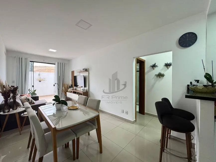 Apartamento com 2 quartos à venda, 95m2 em Jardim Normandia, Volta Redonda - RJ - imagem 1 Foto 1 de Apartamento com 2 quartos à venda, 95m2 em Jardim Normandia, Volta Redonda - RJ