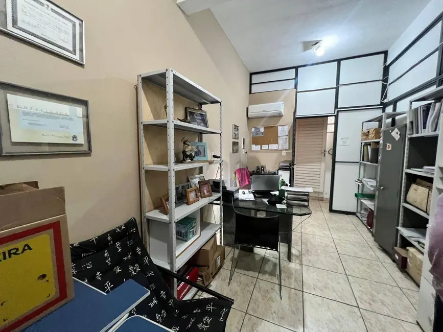 Foto 2 de Sala Comercial para alugar, 40m2 em Rústico, Volta Redonda - RJ