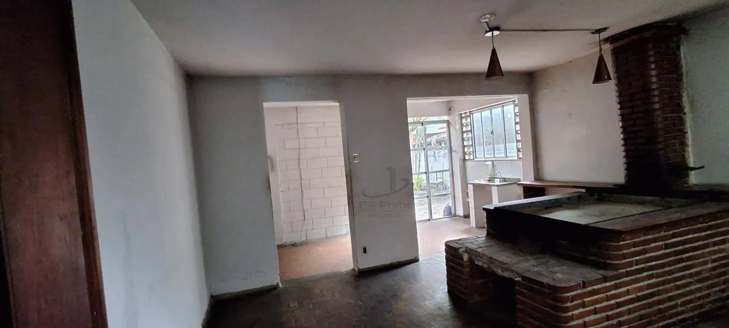 Casa com 4 quartos à venda, 1500m2 em Santa Clara, Barra Mansa - RJ - imagem 8 Foto 8 de Casa com 4 quartos à venda, 1500m2 em Santa Clara, Barra Mansa - RJ