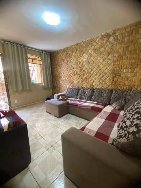 Casa com 5 quartos à venda, 369m2 em Retiro, Volta Redonda - RJ - imagem 4 Foto 4 de Casa com 5 quartos à venda, 369m2 em Retiro, Volta Redonda - RJ
