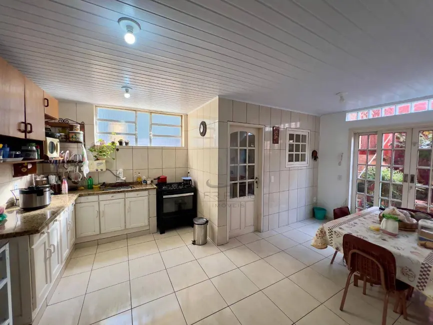 Foto 7 de Casa com 3 quartos à venda, 240m2 em Goiabal, Barra Mansa - RJ