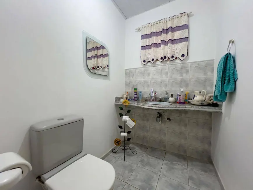 Casa com 3 quartos à venda, 240m2 em Goiabal, Barra Mansa - RJ - imagem 5 Foto 5 de Casa com 3 quartos à venda, 240m2 em Goiabal, Barra Mansa - RJ