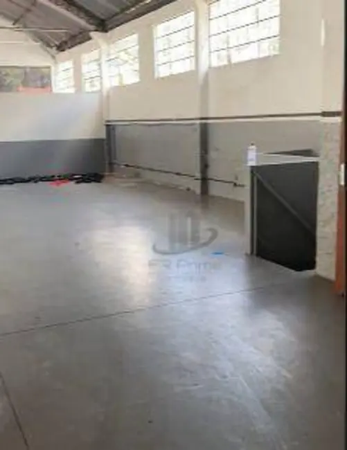 Armazém / Galpão para alugar, 1100m2 em Coronel Veiga, Petropolis - RJ - imagem 9 Foto 9 de Armazém / Galpão para alugar, 1100m2 em Coronel Veiga, Petropolis - RJ