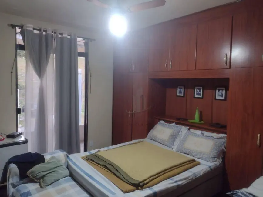 Casa com 3 quartos à venda, 170m2 em Jardim Belvedere, Volta Redonda - RJ - imagem 8 Foto 8 de Casa com 3 quartos à venda, 170m2 em Jardim Belvedere, Volta Redonda - RJ