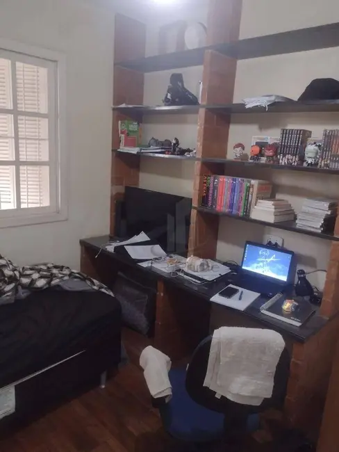 Casa com 3 quartos à venda, 170m2 em Jardim Belvedere, Volta Redonda - RJ - imagem 7 Foto 7 de Casa com 3 quartos à venda, 170m2 em Jardim Belvedere, Volta Redonda - RJ