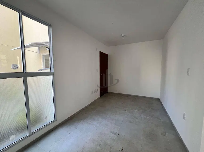 Foto 3 de Apartamento com 2 quartos para alugar, 61m2 em São Luís, Volta Redonda - RJ