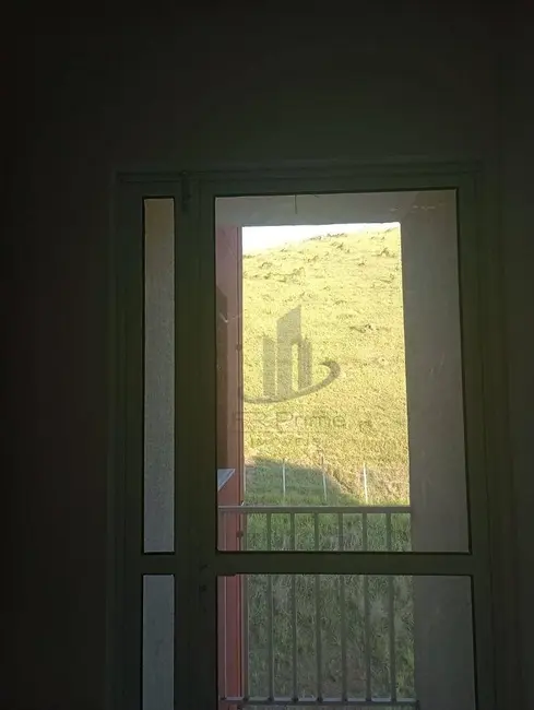 Foto 3 de Apartamento com 2 quartos para alugar, 52m2 em Volta Redonda - RJ