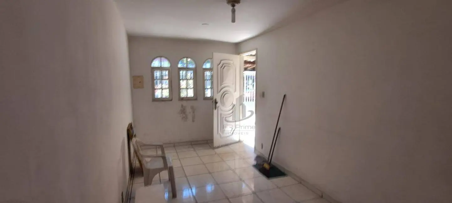 Foto 3 de Casa com 2 quartos à venda, 200m2 em Jardim Vila Rica - Tiradentes, Volta Redonda - RJ