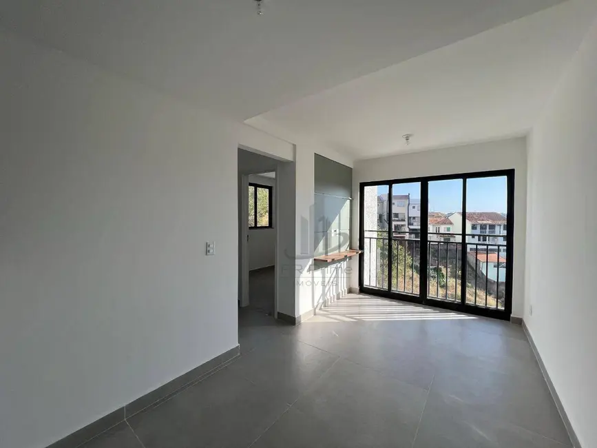 Apartamento com 2 quartos à venda, 56m2 em Jardim Normandia, Volta Redonda - RJ - imagem 1 Foto 1 de Apartamento com 2 quartos à venda, 56m2 em Jardim Normandia, Volta Redonda - RJ
