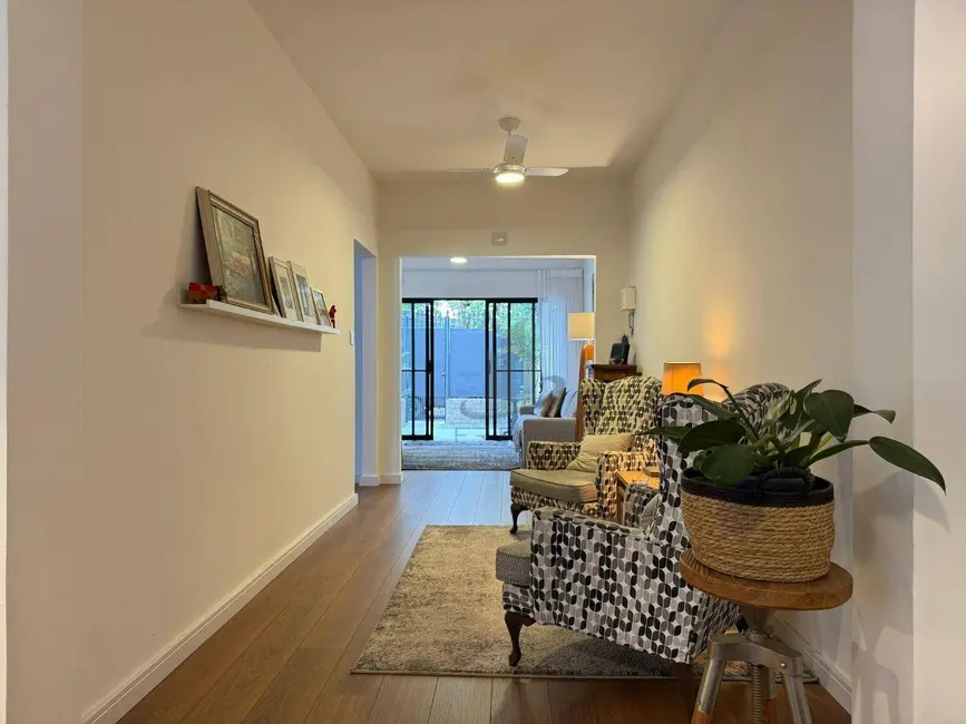 Casa com 4 quartos à venda, 250m2 em Jardim Primavera, Volta Redonda - RJ - imagem 6 Foto 6 de Casa com 4 quartos à venda, 250m2 em Jardim Primavera, Volta Redonda - RJ