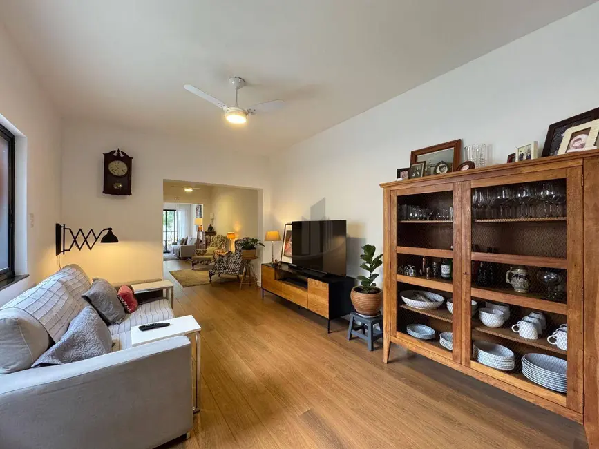 Casa com 4 quartos à venda, 250m2 em Jardim Primavera, Volta Redonda - RJ - imagem 7 Foto 7 de Casa com 4 quartos à venda, 250m2 em Jardim Primavera, Volta Redonda - RJ