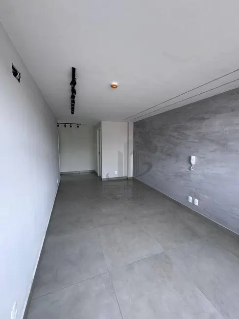 Sala Comercial à venda, 24m2 em Vila Santa Cecília, Volta Redonda - RJ - imagem 2 Foto 2 de Sala Comercial à venda, 24m2 em Vila Santa Cecília, Volta Redonda - RJ