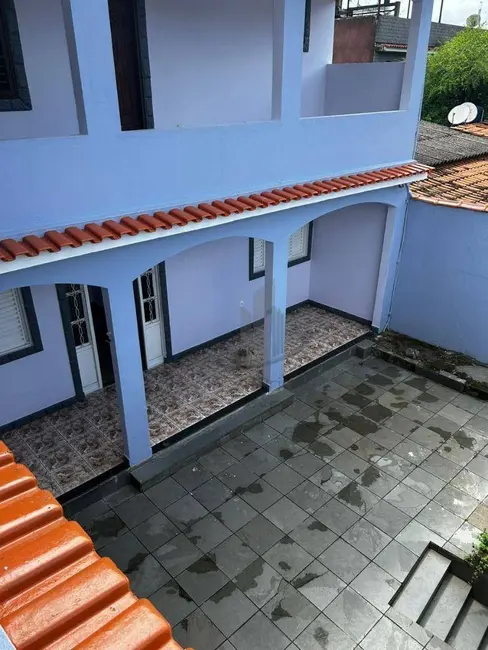 Casa com 3 quartos à venda, 189m2 em Mariana Torres, Volta Redonda - RJ - imagem 5 Foto 5 de Casa com 3 quartos à venda, 189m2 em Mariana Torres, Volta Redonda - RJ