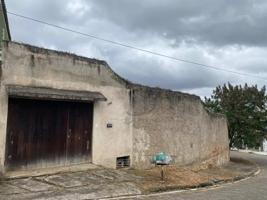 Terreno / Lote à venda, 741m2 em Jardim Amália, Volta Redonda - RJ - imagem 3 Foto 3 de Terreno / Lote à venda, 741m2 em Jardim Amália, Volta Redonda - RJ