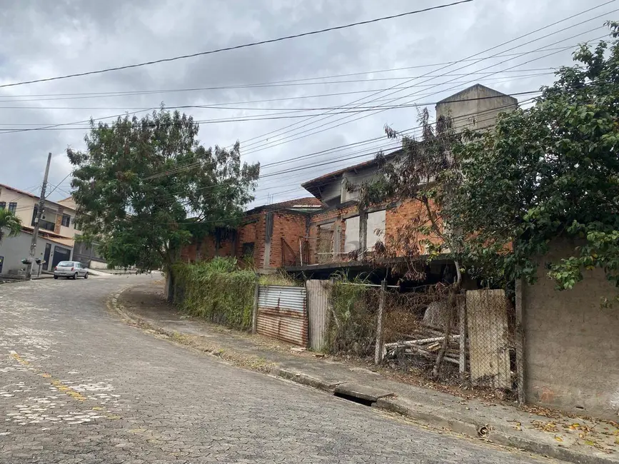 Terreno / Lote à venda, 741m2 em Jardim Amália, Volta Redonda - RJ - imagem 5 Foto 5 de Terreno / Lote à venda, 741m2 em Jardim Amália, Volta Redonda - RJ