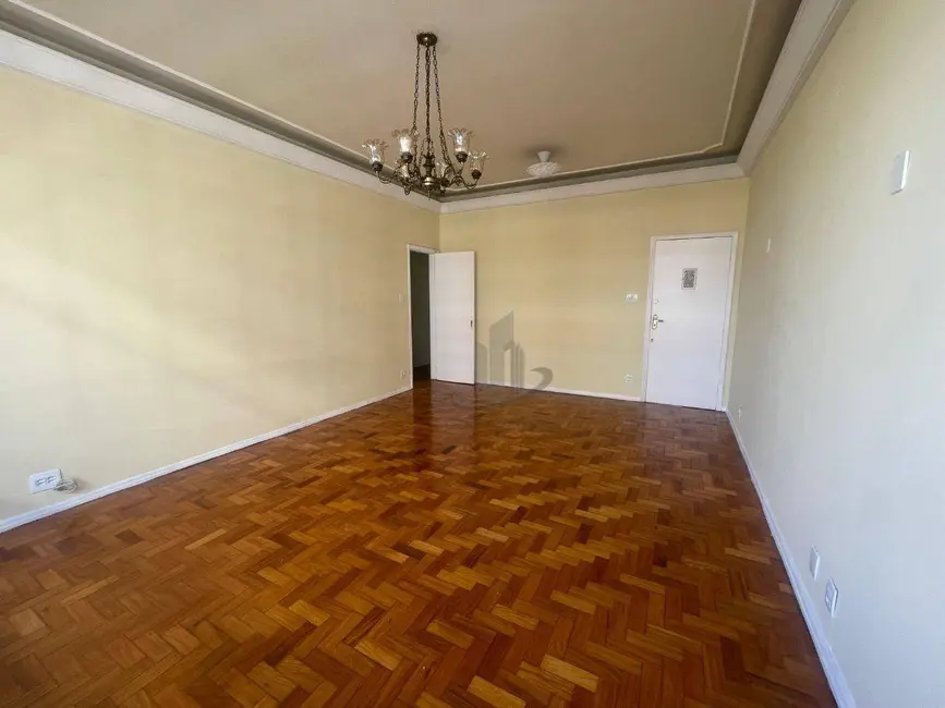 Foto 4 de Apartamento com 3 quartos para alugar, 90m2 em Vila Santa Cecília, Volta Redonda - RJ