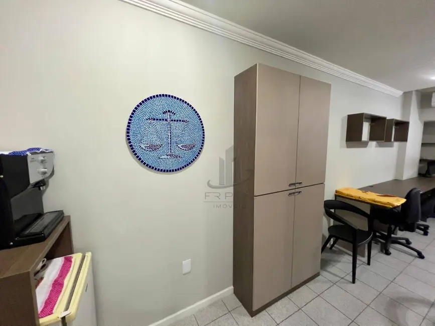 Foto 4 de Sala Comercial para alugar, 55m2 em Aterrado, Volta Redonda - RJ