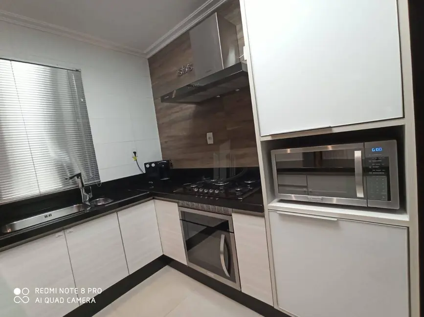 Foto 5 de Casa de Condomínio com 3 quartos para alugar, 464m2 em Jardim Belvedere, Volta Redonda - RJ