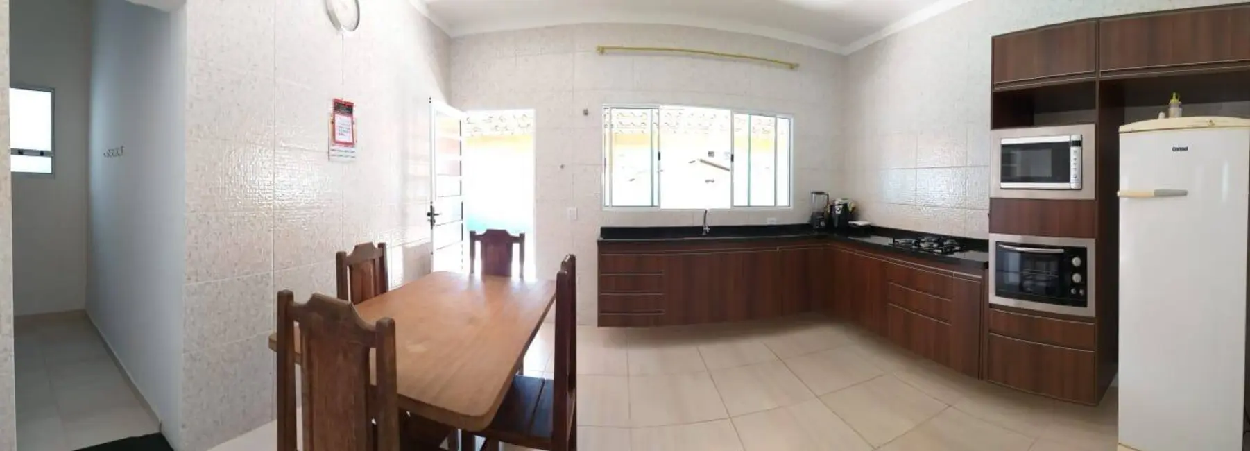 Casa com 3 quartos à venda, 511m2 em Ubatuba - SP - imagem 5 Foto 5 de Casa com 3 quartos à venda, 511m2 em Ubatuba - SP