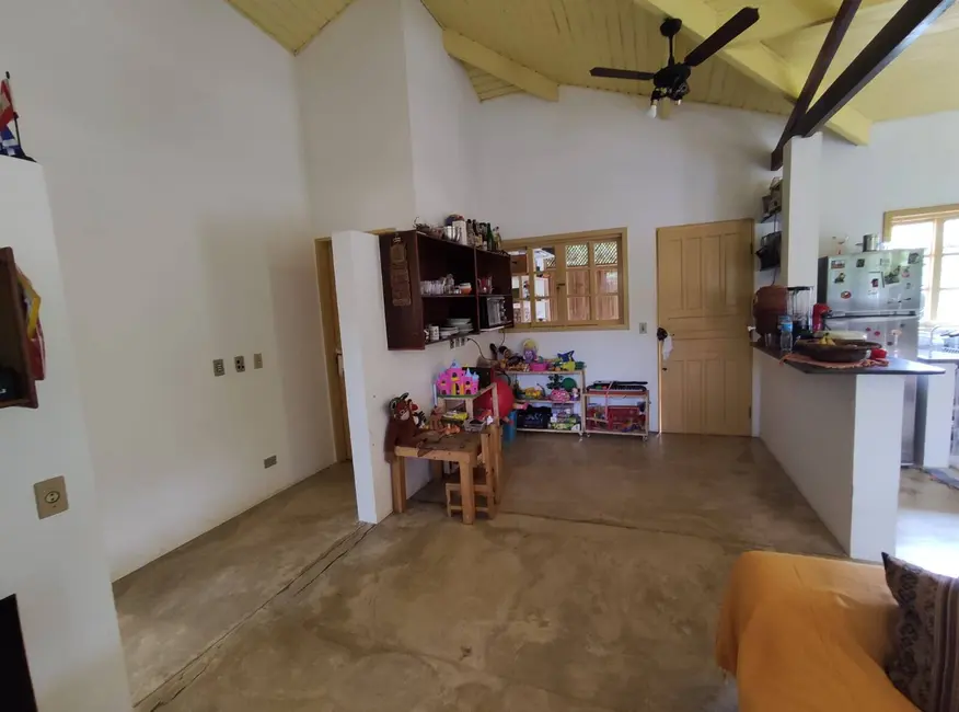 Foto 6 de Casa com 3 quartos à venda, 360m2 em Ubatuba - SP