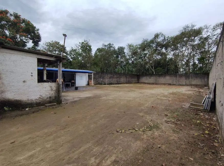 Foto 3 de Terreno / Lote à venda, 880m2 em Ubatuba - SP