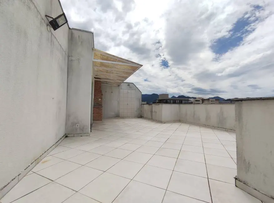 Foto 4 de Cobertura com 4 quartos à venda e para alugar, 180m2 em Centro, Ubatuba - SP