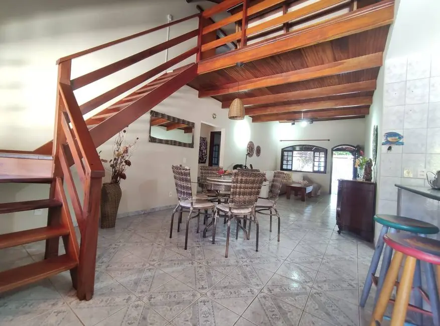 Foto 9 de Casa com 6 quartos à venda, 460m2 em Ubatuba - SP