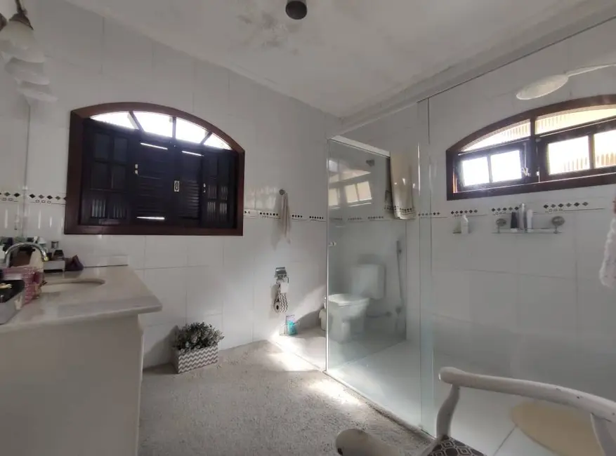 Foto 8 de Casa com 4 quartos à venda, 210m2 em Centro, Ubatuba - SP