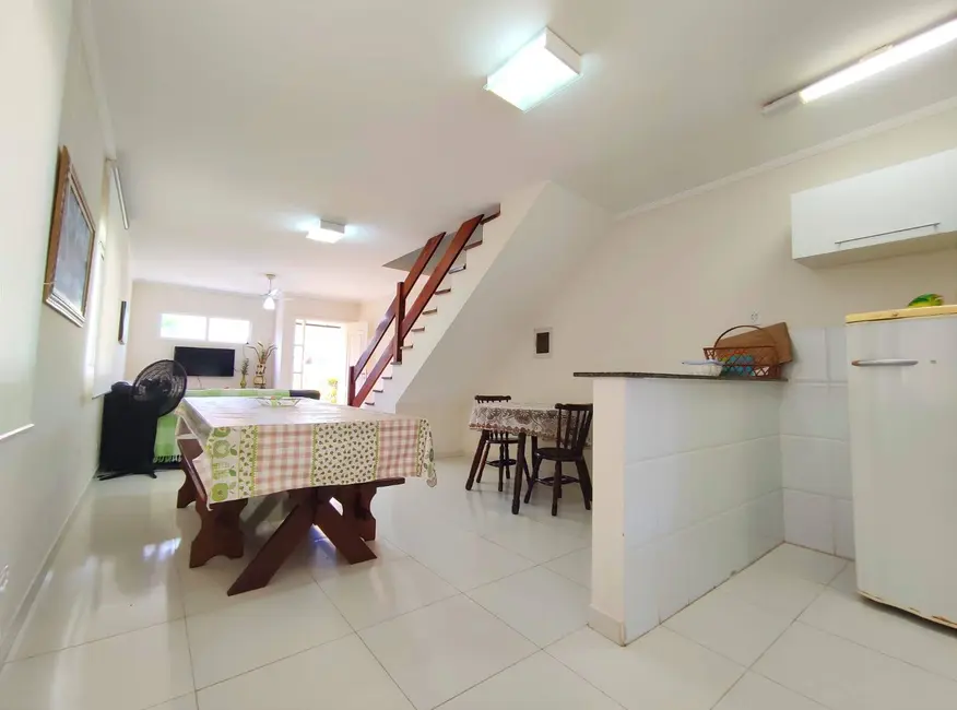 Foto 12 de Casa à venda, 170m2 em Ubatuba - SP