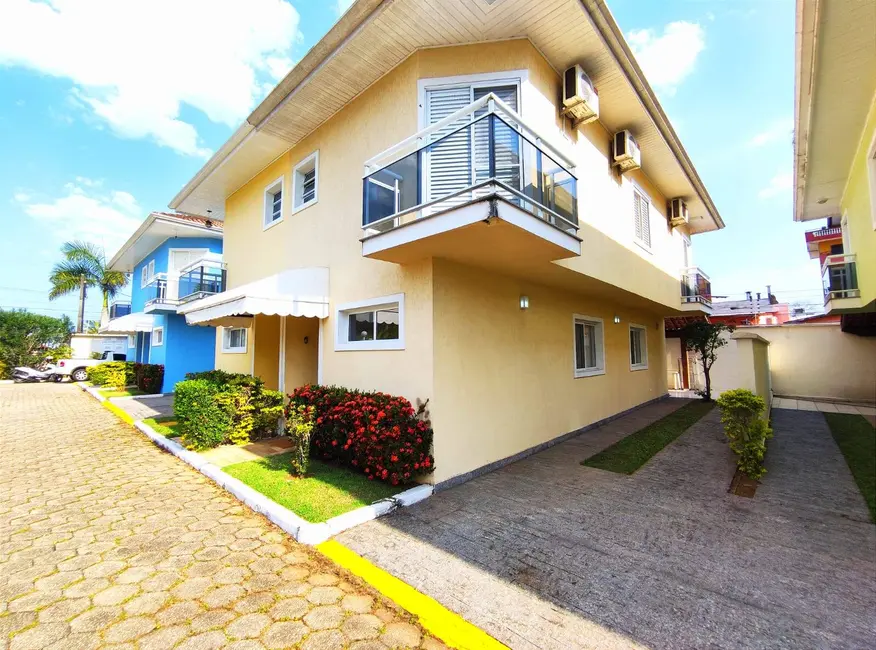 Foto 4 de Casa à venda, 170m2 em Ubatuba - SP