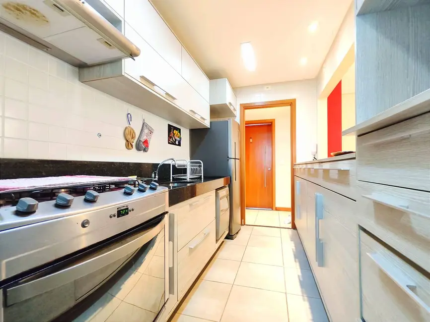 Foto 4 de Apartamento com 3 quartos à venda, 127m2 em Ubatuba - SP